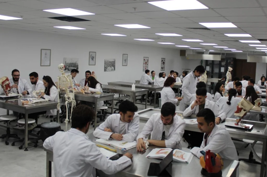 ‘Yüksek İhtisas’ öğrencilerin gözdesi oldu