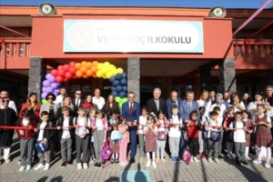 İnegöl’de ilk ders zilini protokol çaldı