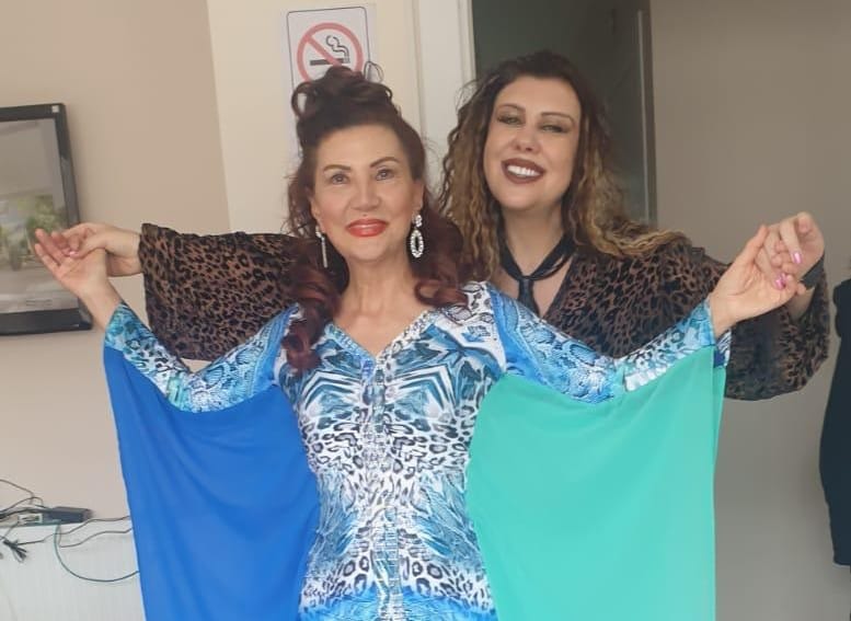 Serap Aksoy, Babası Merhum Mustafa Aksoy’un Şiirini Okudu ve Ferdi Tayfur’un Yorumladığı ‘Gurbet’ Şiirini Anlattı: Duygu Seli Programında Duygusal Anlar Yaşandı