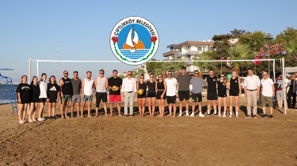 ÇİFTLİKKÖY’DE PLAJ VOLEYBOLU HEYECANI BAŞLADI