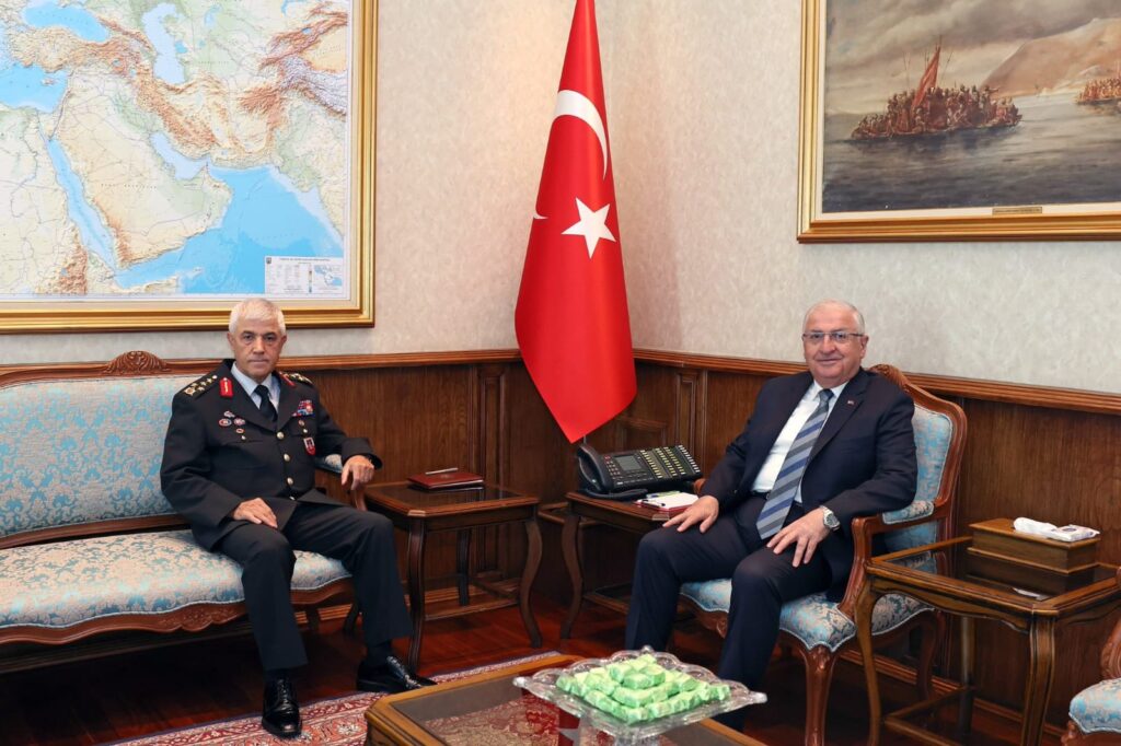 JANDARMA GENEL KOMUTANI ORGENERAL ARAİF ÇETİN VEDA ZİYARETLERİNDE BULUNUYOR….