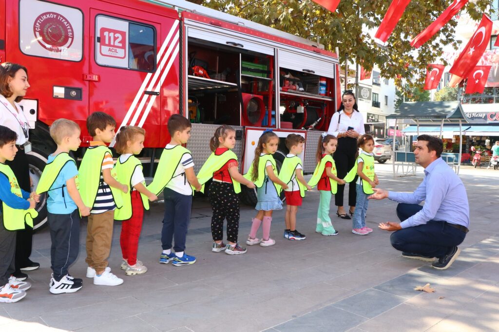 Çiftlikköy’de İtfaiye Haftası Coşkuyla Kutlanıyor