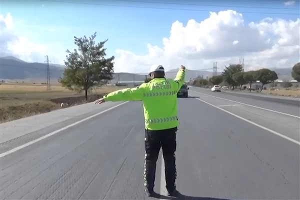 10-17 Ekim Tarihleri Arasında 515 Bin 232 Araç Ve Sürücüye İşlem Uygulandı