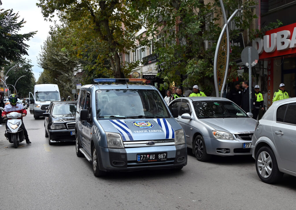 YALOVA DA YASAK OLDUĞU HALDE PARK EDENE 690 TL CEZA