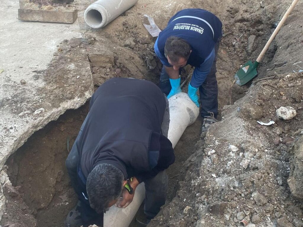 ÇINARCIK BELEDİYESİ ÇALIŞIYOR