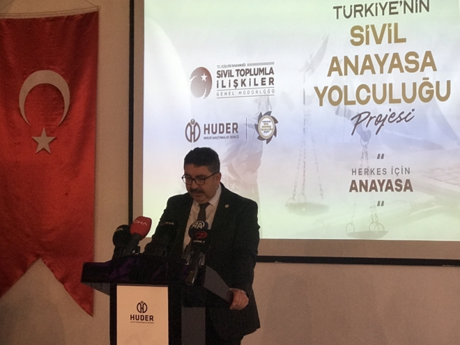 HUDER’den Türkiye’nin Sivil Anayasa Yolculuğu Projesi!