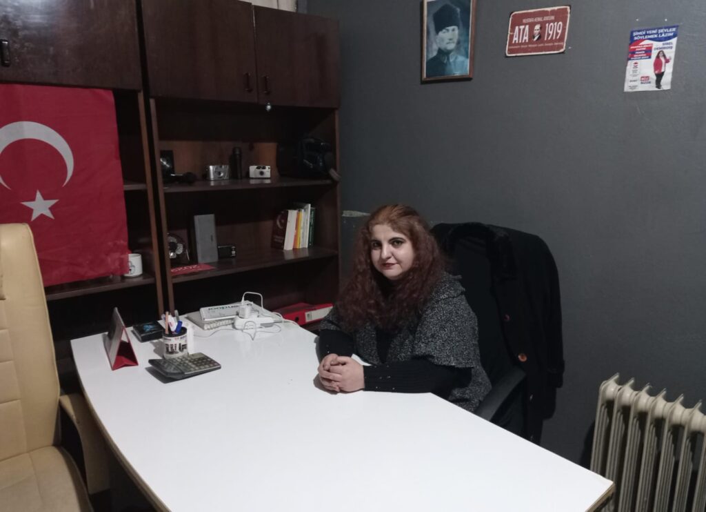 VSP PARTİSİ GENEL BAŞKAN YARDIMCISI SİBEL DEMİRDİŞ ANKARALI TURGUT İÇİN TAZİYE MESAJI