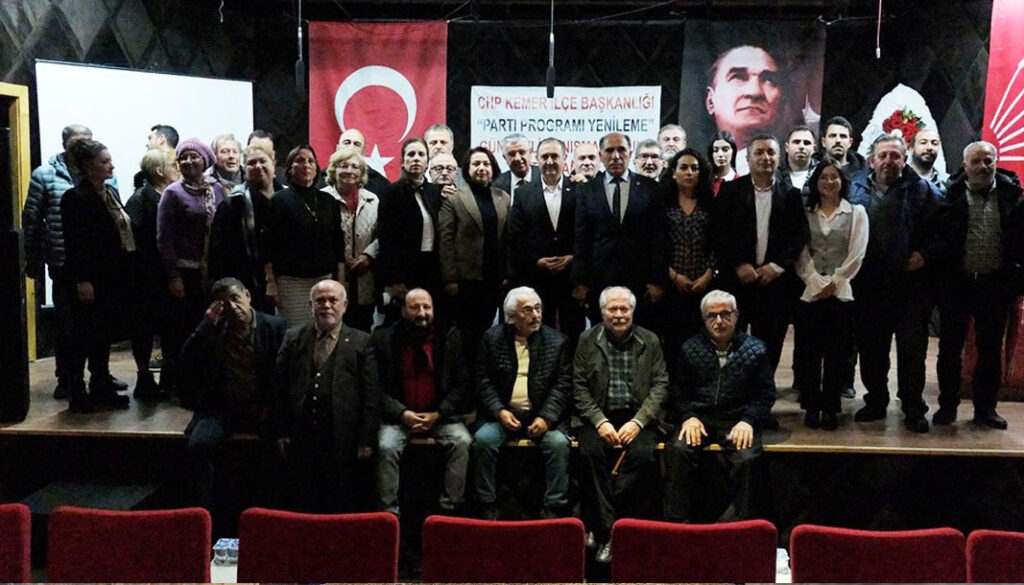 Başkan Topaloğlu CHP danışma kurulu toplantısına katıldı