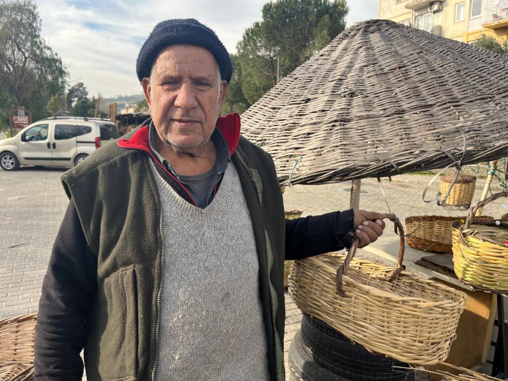 Sepet yaparak 5 çocuk büyüttü – Birlik Haber Ajansı