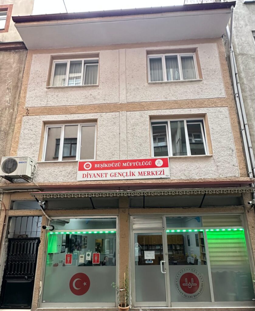 Beşikdüzü Müftülük Gençlik Merkezi göz kamaştırıyor – Birlik Haber Ajansı