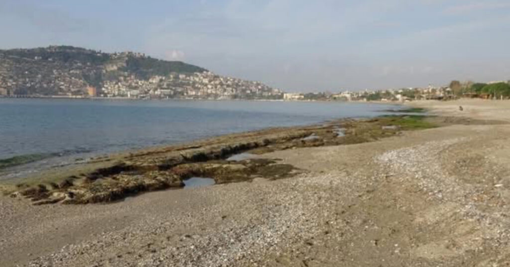 Alanya’da deniz suyu 7-8 metre çekildi – Birlik Haber Ajansı