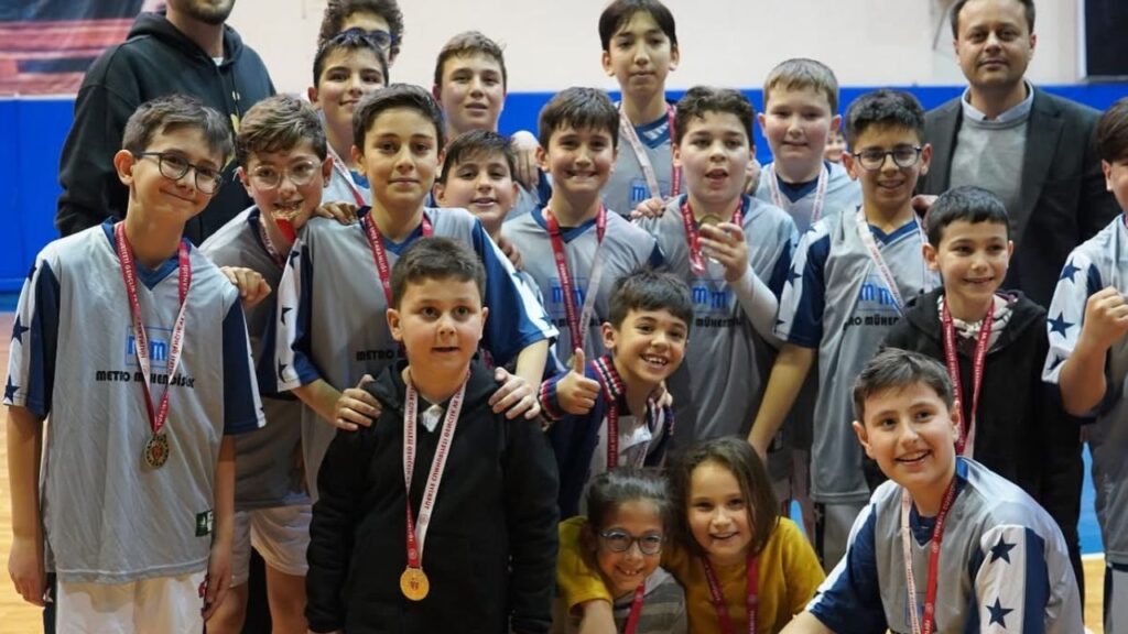 Isparta’da Okul Sporları Yıldız Erkek Basketbol İl Birinciliği sona erdi