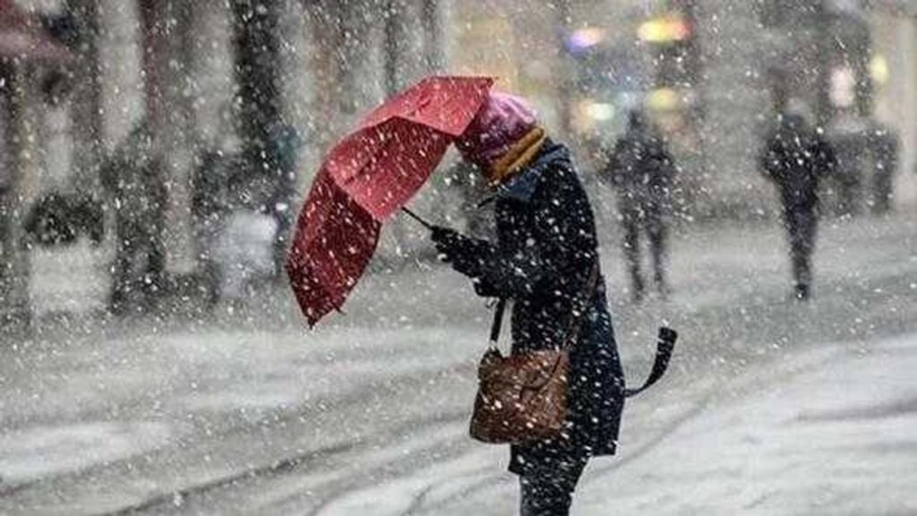 Sibirya soğukları Türkiye'yi etkisi altına alıyor: İstanbul ve Ankara’da kar
