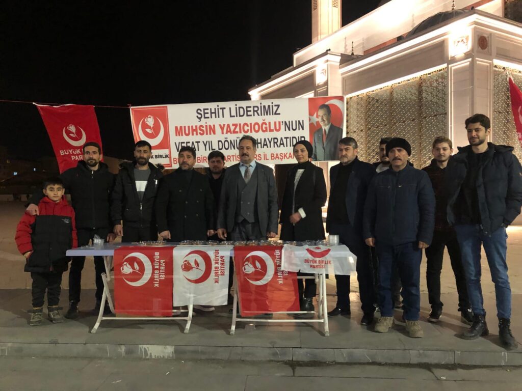Kars’ta BBP Genel Başkanı Muhsin Yazıcıoğlu için lokma dağıtıldı – Birlik Haber Ajansı
