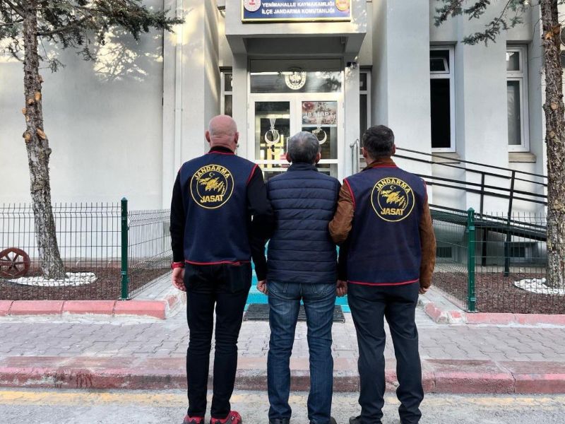 MİT tırlarının durdurulduğu dönemde il emniyet müdürü olan şahıs yakalandı – Birlik Haber Ajansı