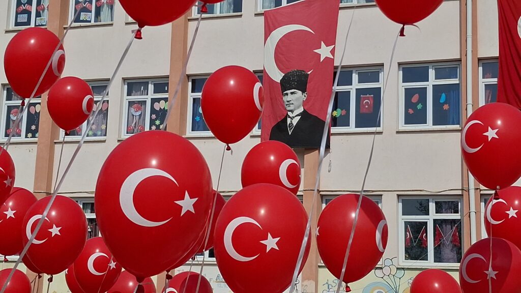 Beypazarı’nda 23 Nisan Ulusal Egemenlik ve Çocuk Bayramı kutlaması – Birlik Haber Ajansı