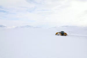 Nisan karı, Ağrı’nın köy yollarını kapattı – Birlik Haber Ajansı