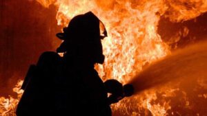 Kastamonu’da korkunç yangında 3 ev ve 3 ahır kullanılamaz hale geldi – Birlik Haber Ajansı