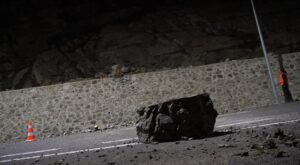 Gümüşhane’de heyelan: Yol trafiğe kapatıldı – Birlik Haber Ajansı