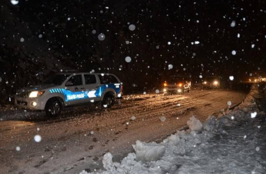 Antalya’ya nisan ortasında kar sürprizi – Birlik Haber Ajansı