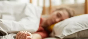 Uzmanlardan uyarı: Gün içinde esneme ve dalgınlık uyku eksikliği işareti olabilir – Birlik Haber Ajansı