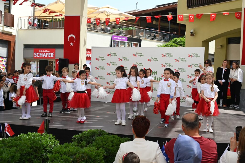 Aydın’da 23 Nisan törenlerle ve renkli etkinliklerle kutlandı – Birlik Haber Ajansı