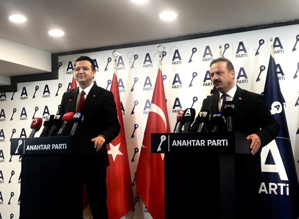 Anahtar Parti Genel Başkanı Yavuz Ağıralioğlu, Saadet Partisi Genel Başkanı Mahmut Arıkan’ı ağırladı – Birlik Haber Ajansı