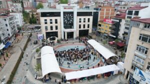Bulancak’ta Cumhuriyet Meydanı, etkinlik merkezi oldu – Birlik Haber Ajansı