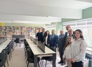Milletvekili Çalkın, Kars Alparslan Anadolu Lisesi Kütüphanesi’ni inceledi – Birlik Haber Ajansı