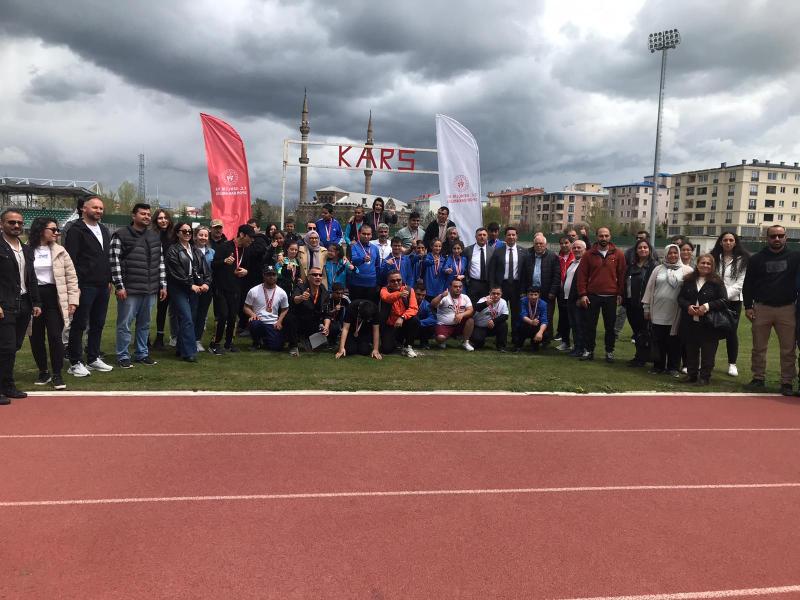 Kars’ta özel sporcular için il atletizm şampiyonası düzenlendi – Birlik Haber Ajansı