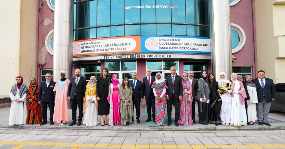 46 ülkeden gençler Ankara’da mezuniyet coşkusunu paylaştı – Birlik Haber Ajansı