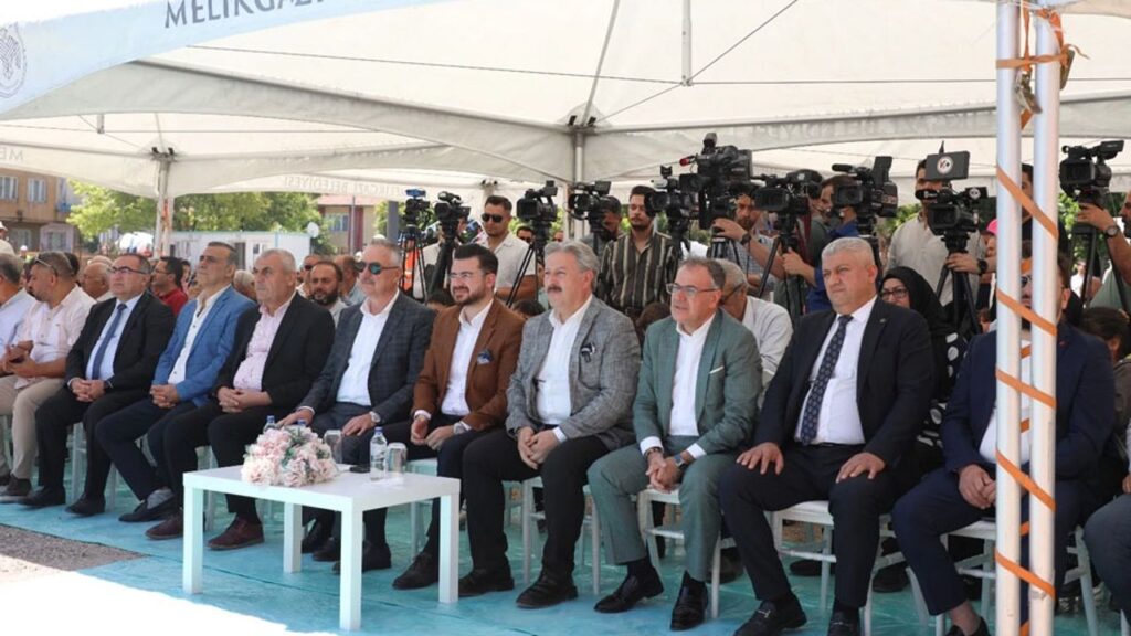 Kayseri Melikgazi’de Aydınlıkevler’de dönüşüm başlıyor – Birlik Haber Ajansı
