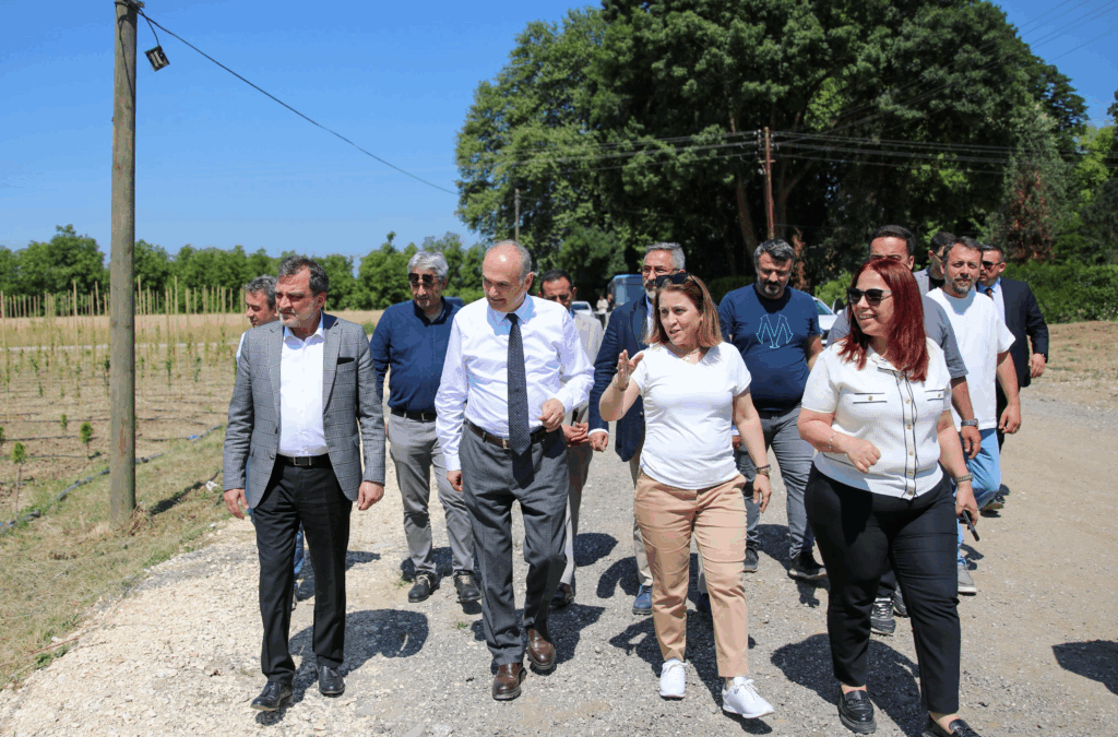 Düzce Belediye Başkanı Dr. Faruk Özlü Tarım Akademisi’nde ilk ata tohumunu dikti – Birlik Haber Ajansı