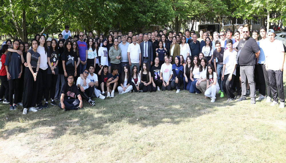 Başkan Meçikoğlu’ndan öğrencilere moral ziyareti – Birlik Haber Ajansı