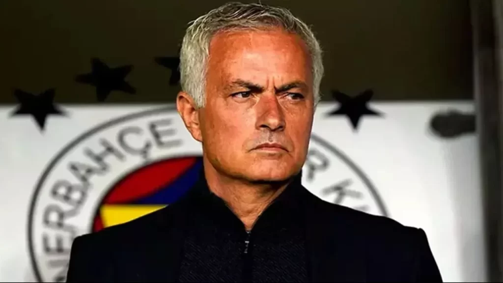 Fenerbahçe, teknik adam Jose Mourinho ile yollarını ayırdı!