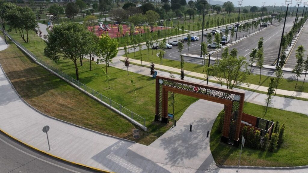 Aileler Başiskele Seymen Millet Bahçesinde keyifli vakit geçiriyor – Birlik Haber Ajansı