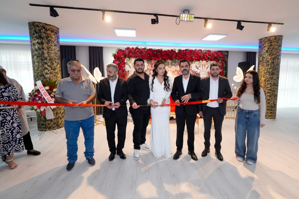 Ahmet Baltacı, Arjin Davet ve Balo Salonu’nun Açılış Törenine Katıldı