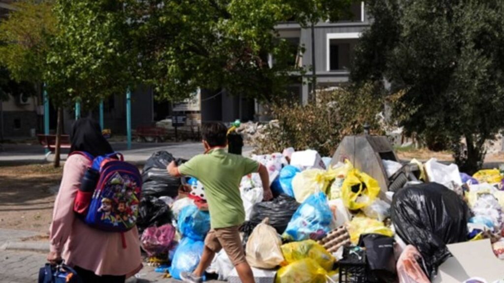 İzmir’de işçi eylemi bitti, çöp çilesi bitmedi – Birlik Haber Ajansı