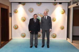 BİN PERSONELLE TÜRKİYE”DA ORMANLARI HAYATTA TUTMAYA ÇALIŞIYORLAR….