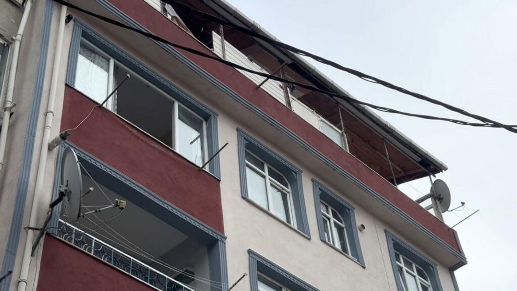 Bağcılar’da karbonmonoksit şüphesi: 3 ölü