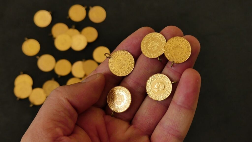 Gram altın 6 bin 790 liradan işlem görüyor