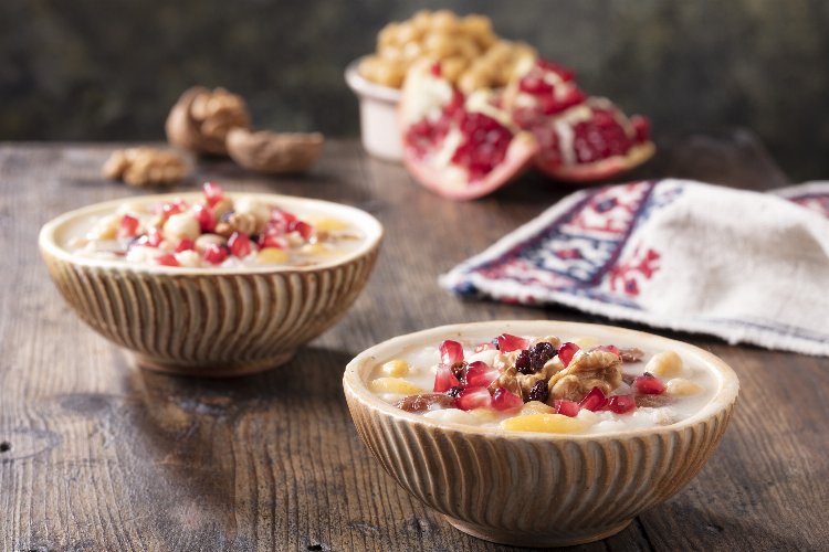 Bolluk ve bereketin simgesi Aşure…  Sağlıklı içeriğiyle bedenin de dostu