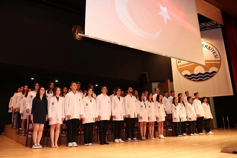 Trakya Üniversitesi’nde ‘beyaz önlük’ heyecanı