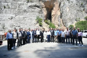 Kayseri dinamikleri Kapuzbaşı’nda vatandaşla buluştu