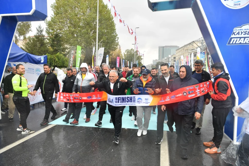 Kayseri’de yarı maraton coşkusu