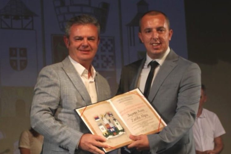 Zarif Alp’e Sırbistan’dan ‘onur’ ödülü