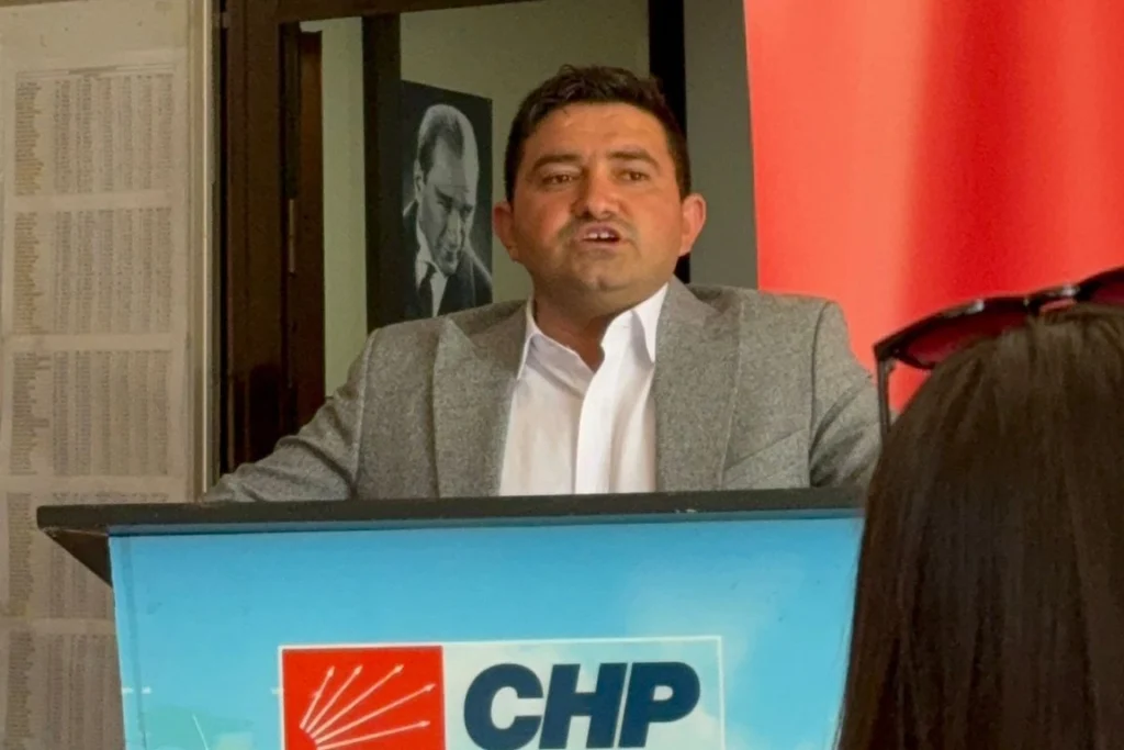 CHP Bergama Gençlik Kolları Başkanı Atakan Tekin: “Demokratik hak kimsenin elinden alınmamalı”