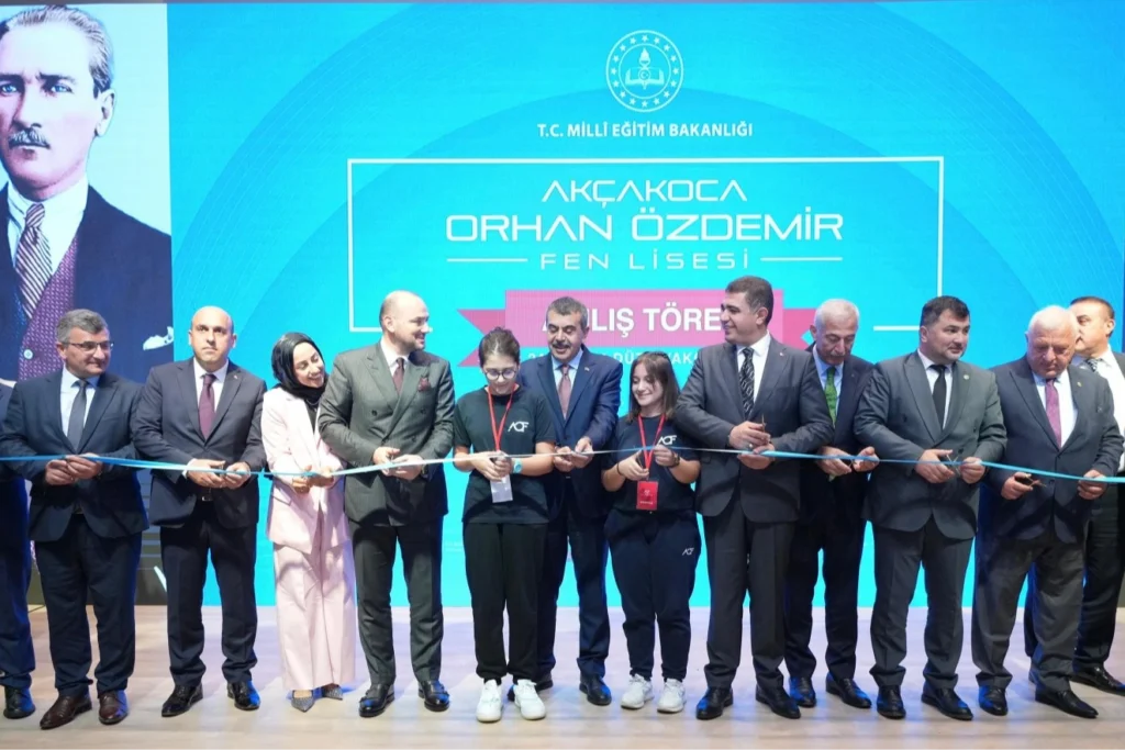 Bakan Tekin Düzce’den eğitim mesajı verdi…  Öğrenci sayılarımız uluslararası seviyede