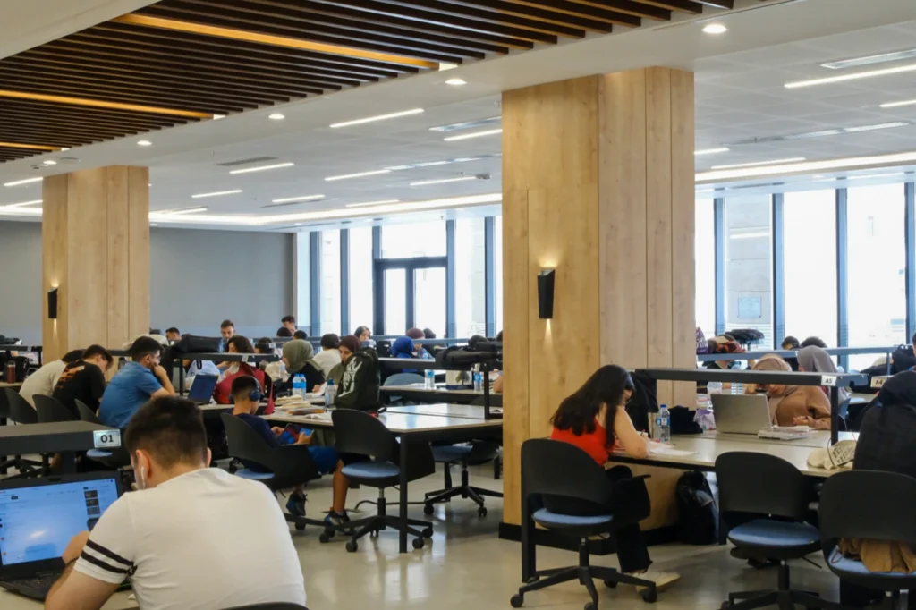 ‘Yeni Nesil Şehir Kütüphanesi’ Selçuklu’nun önemli markası oldu