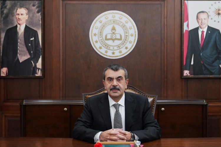 Bakan Tekin şehit öğretmen Yılmaz’ı andı
